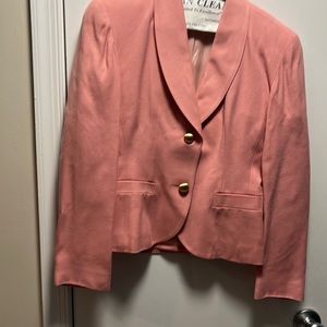 Light pink skirt and blazer suit, size 4
